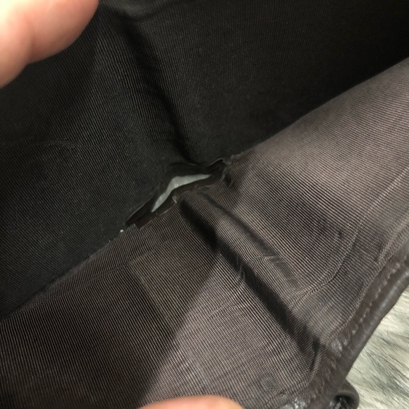 SOLD Gucci Mens brown leather wallet - Picture 7 of 8